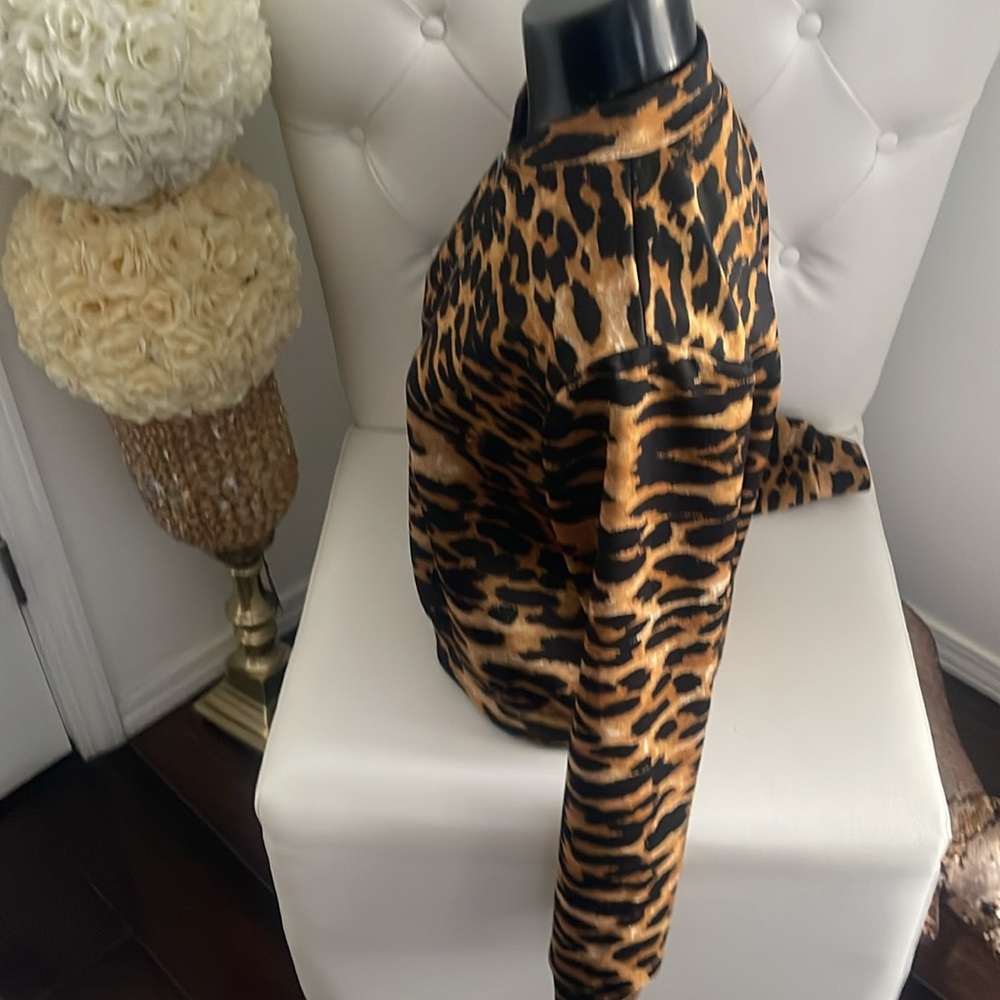 Leopard print womens boomer jacket - Picture 4 of 6